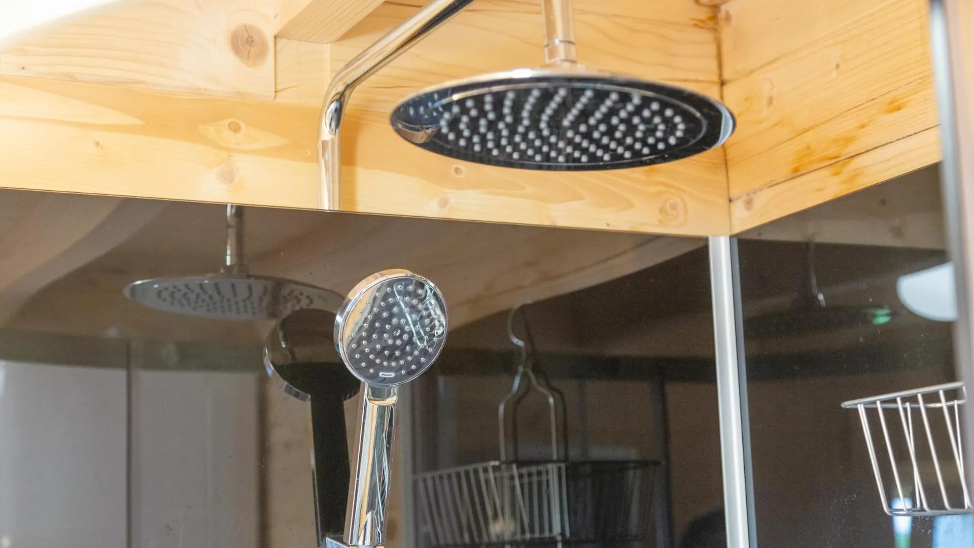Chalet 5 Personnes, Proche Canal Landeleau France