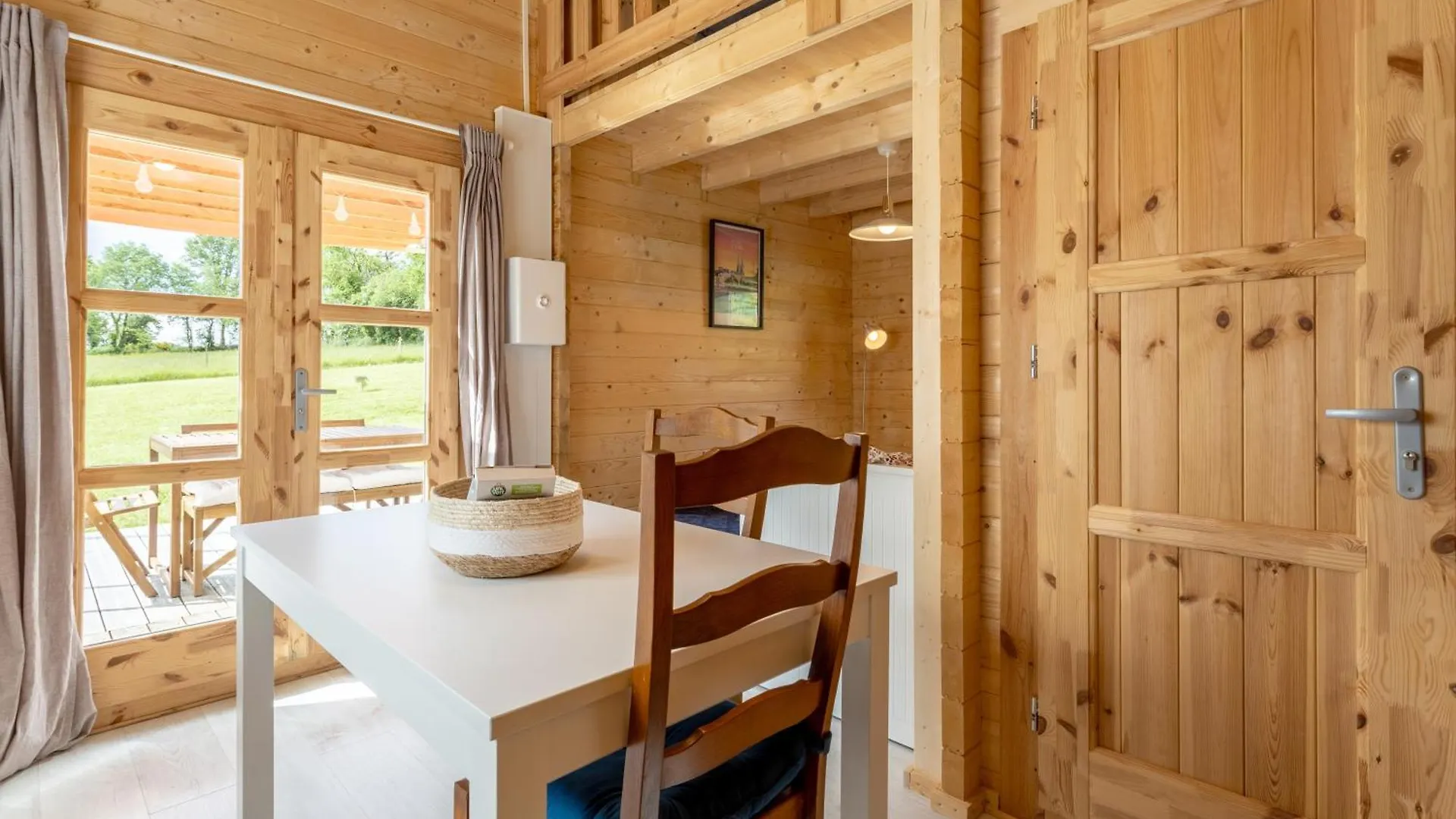 Chalet 5 Personnes, Proche Canal Landeleau France