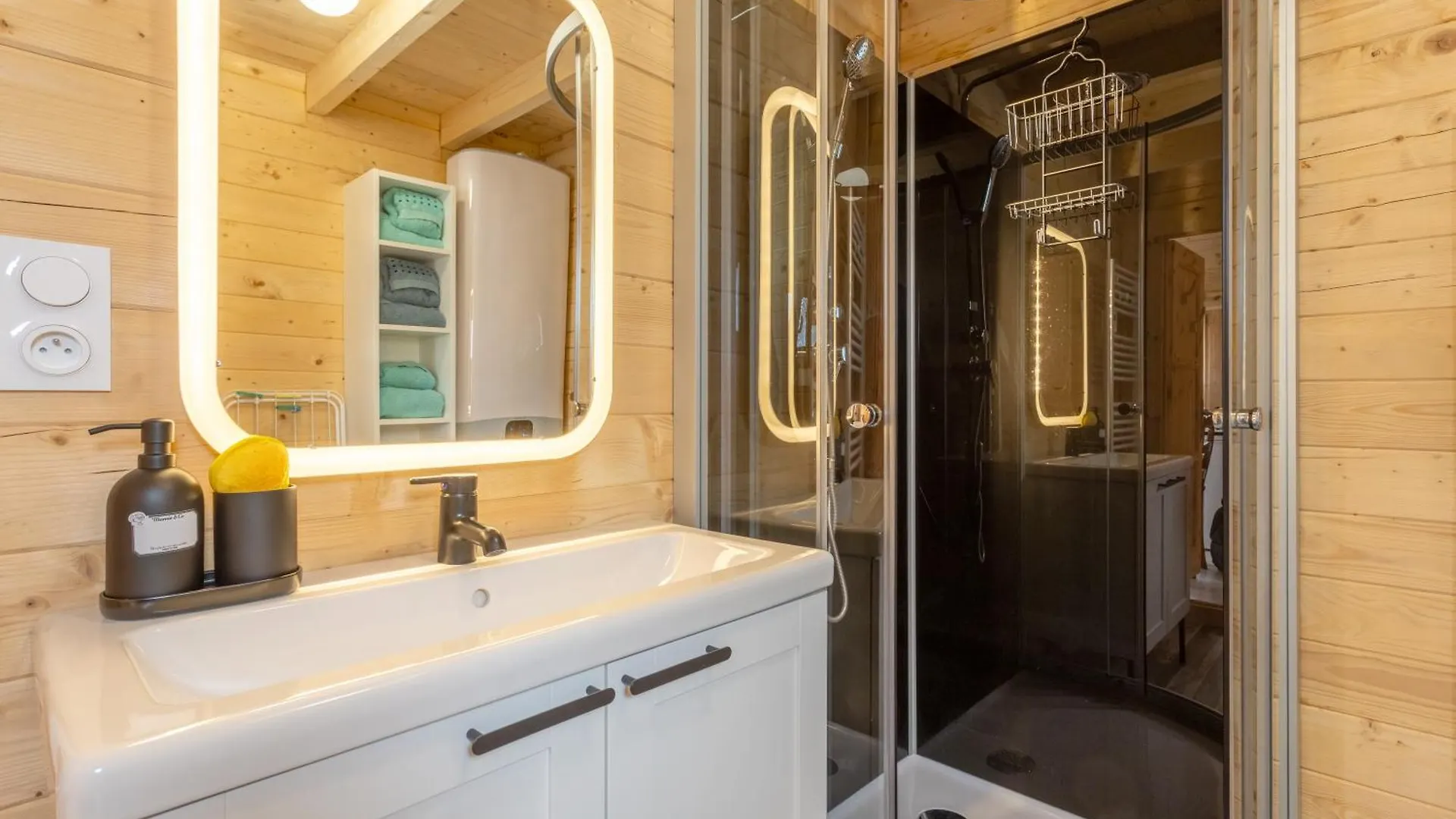 Chalet 5 Personnes, Proche Canal Landeleau